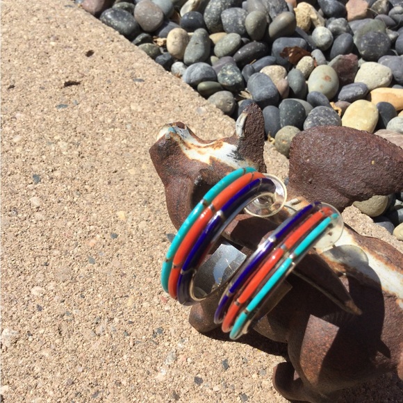 Vintage Native American - Turquoise, Coral & Lapis - Hoop Earrings - Picture 4 of 16